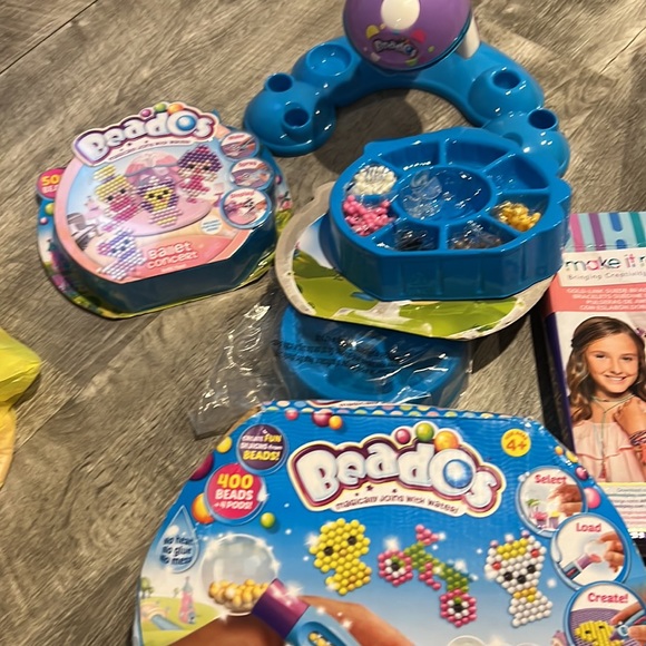 EUC girls crafts aquabeads beados spin art bracket making set - Picture 9 of 9